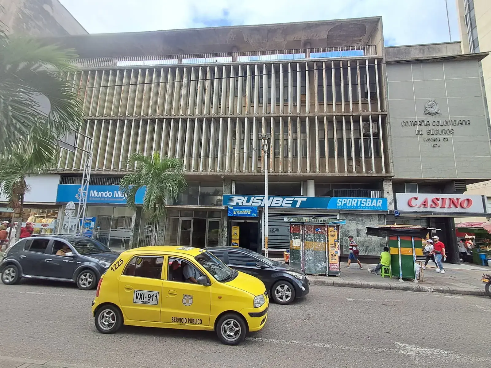 Oficina 203 - Edificio Colseguros